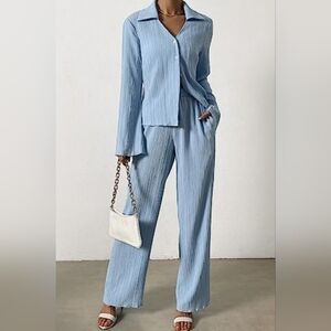 Women's Two-Piece Long Sleeve Outfit NWOT